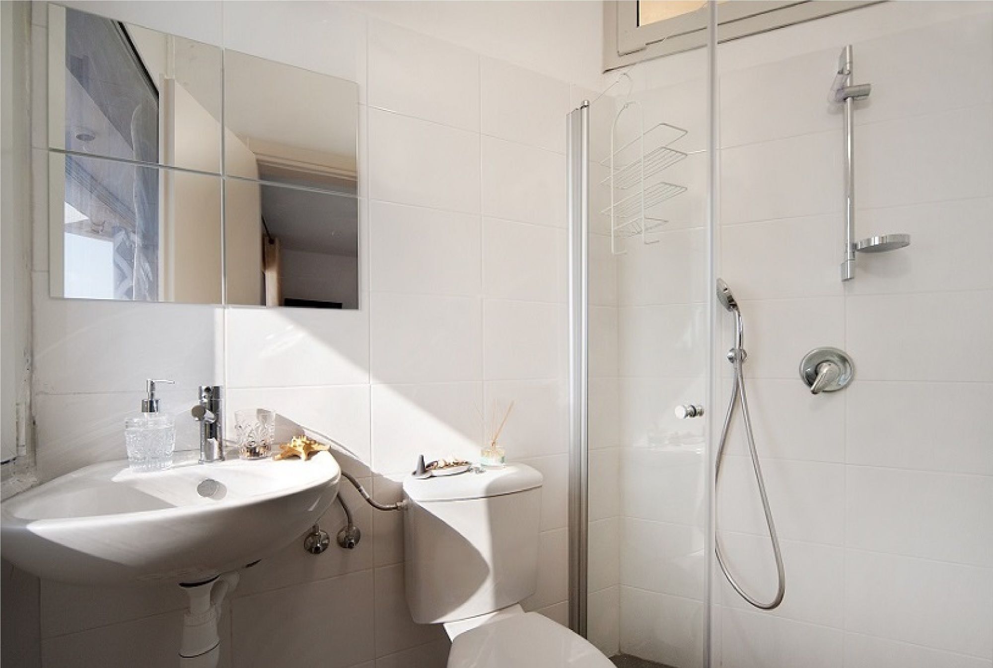 Chic 3Br Apt W Sauna & Parking On The Beach By Sea N' Rent 텔아비브 외부 사진